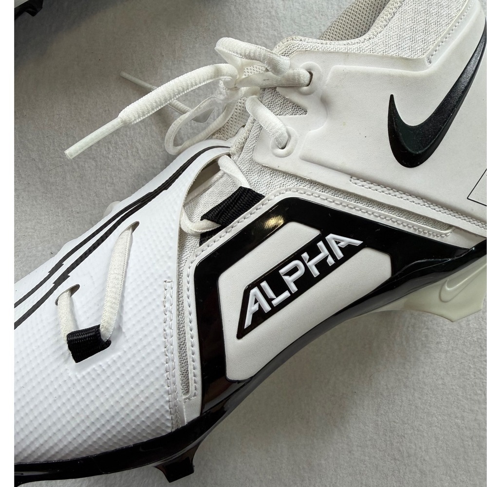 Nike Alpha Menace Elite 3 Football Cleats White Black Mens 13.5